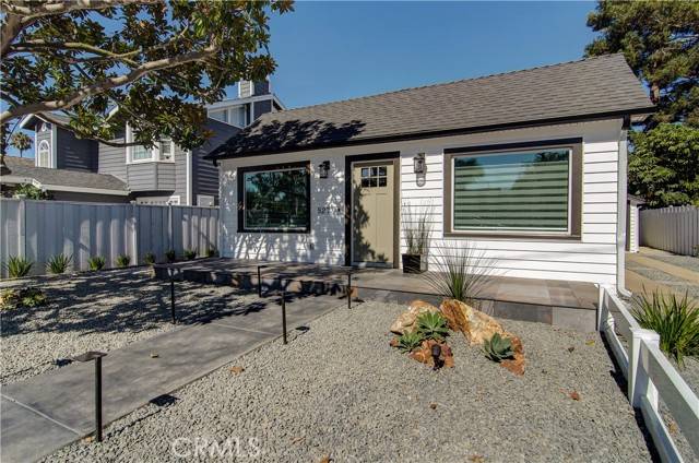 527 Westminster AVE, Newport Beach, CA 92663