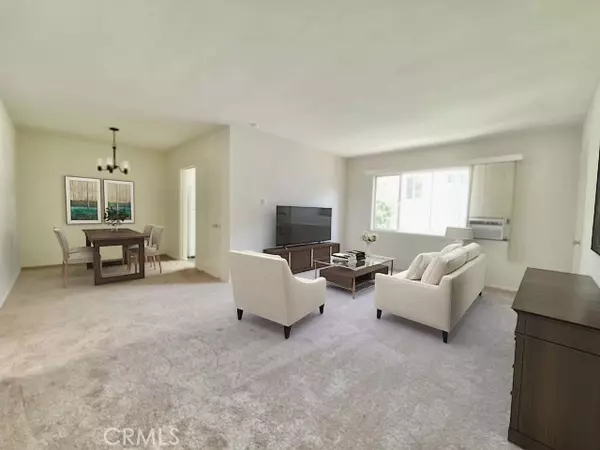 208 S Mariposa #6, Los Angeles, CA 90004