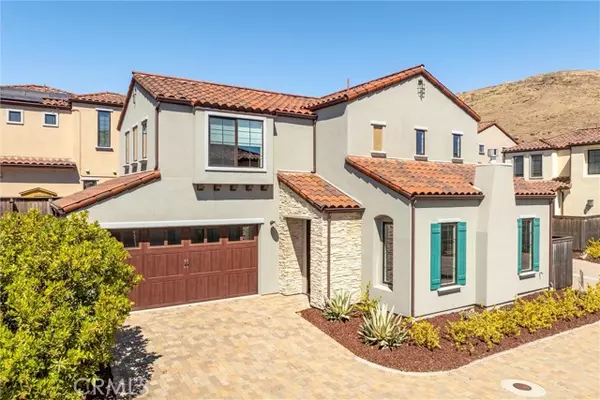 3074 Lucca LN, San Luis Obispo, CA 93401