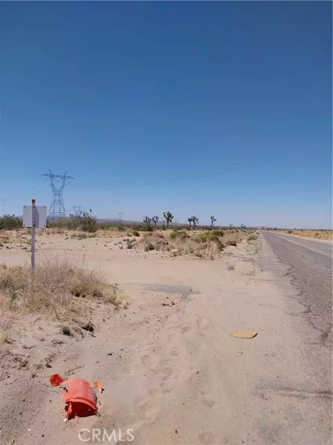 Adelanto, CA 92301,888 Koala RD