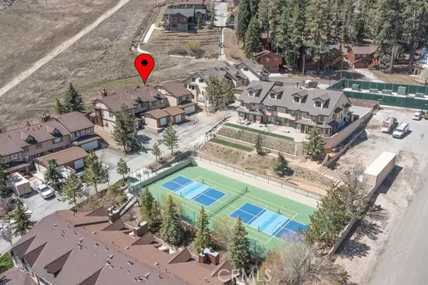 Big Bear Lake, CA 92315,1377 Club View DR #18