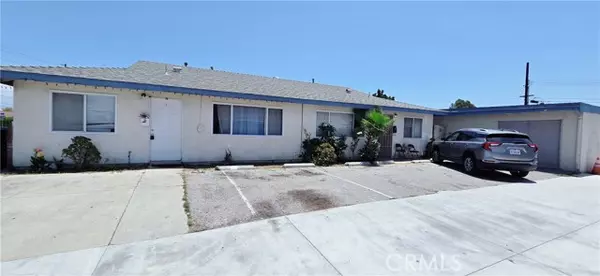 8402 Slater AVE, Huntington Beach, CA 92647