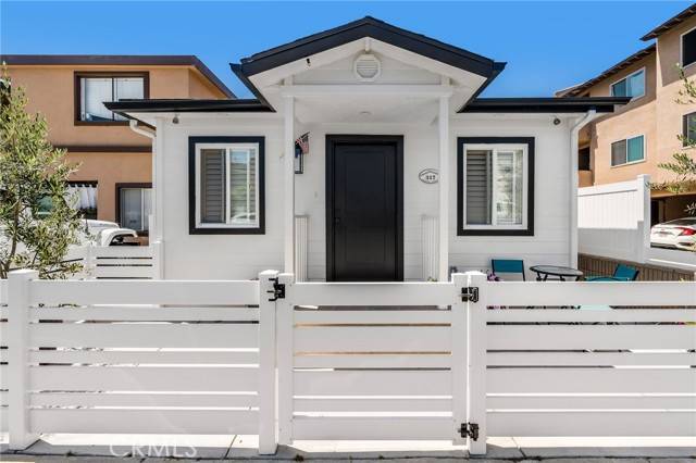 317 8th ST, Seal Beach, CA 90740