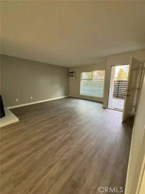 La Habra, CA 90631,951 N Euclid #4