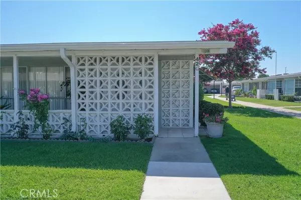 1603 Merion WAY #M2-42G, Seal Beach, CA 90740