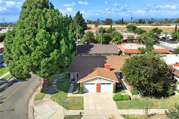 1833 E Stearns AVE, Orange, CA 92866