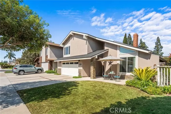 1721 Green Meadow AVE, Tustin, CA 92780