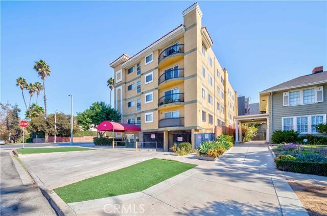 300 S Westmoreland AVE, Los Angeles, CA 90020