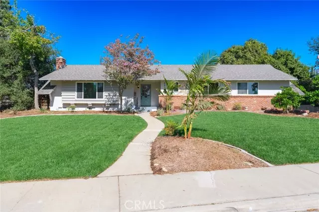 Claremont, CA 91711,885 Delta PL