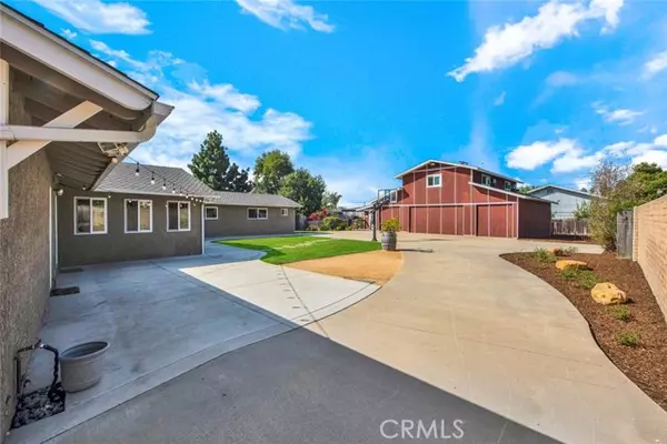 Orange, CA 92867,2641 E Riding WAY