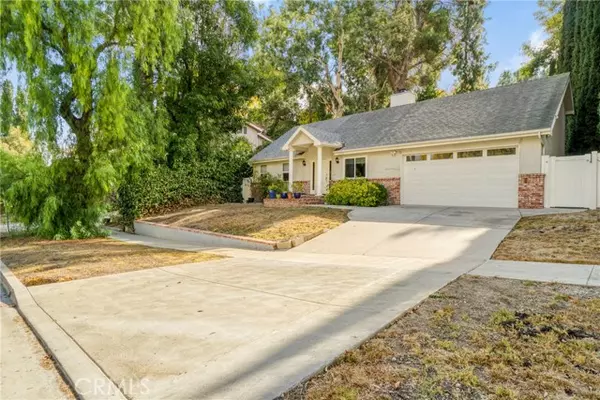 21006 Dumetz RD, Woodland Hills, CA 91364