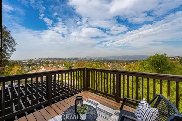 260 S Via Montanera, Anaheim Hills, CA 92807