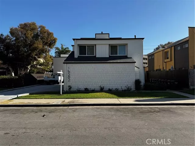 Huntington Beach, CA 92649,16582 Jib CIR #1