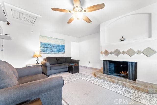 1800 E Heim Ave #2, Orange, CA 92865