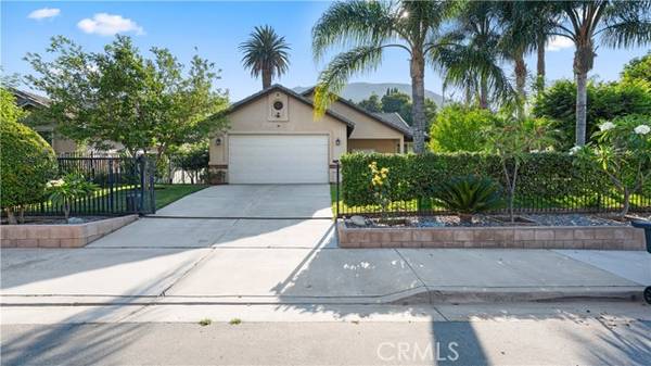 4970 College AVE, Riverside, CA 92505