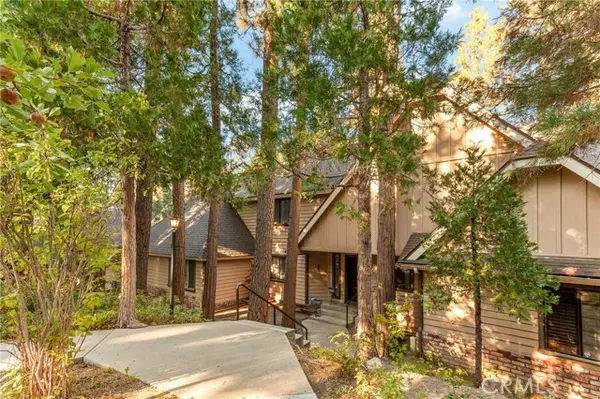 27494 White Fir DR, Lake Arrowhead, CA 92352