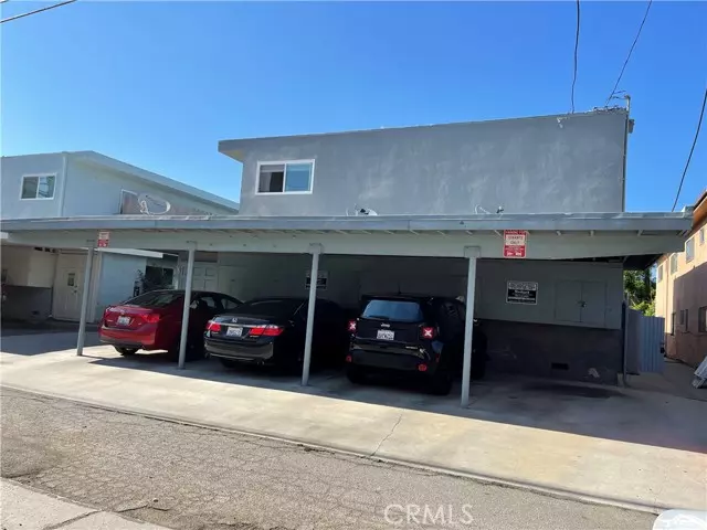 Gardena, CA 90249,2108 W 157TH ST