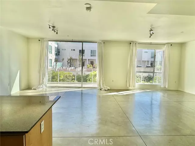 San Pedro, CA 90731,285 W 6th ST #312