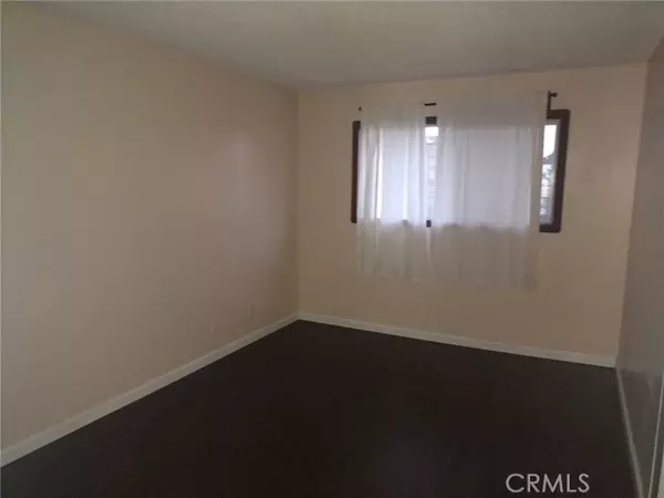 Long Beach, CA 90813,1040 Cedar AVE #8