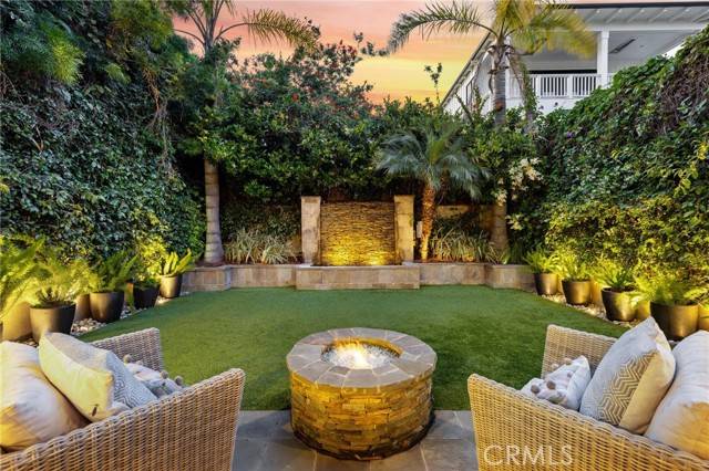 721 12th ST, Manhattan Beach, CA 90266