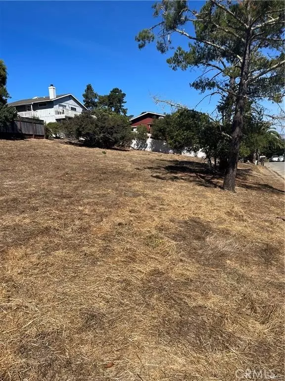 2337 Mccabe DR, Cambria, CA 93428