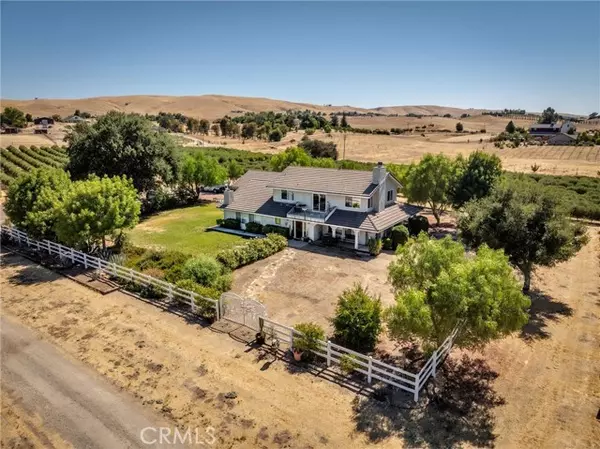 Paso Robles, CA 93446,5055 Rancho La Loma Linda DR