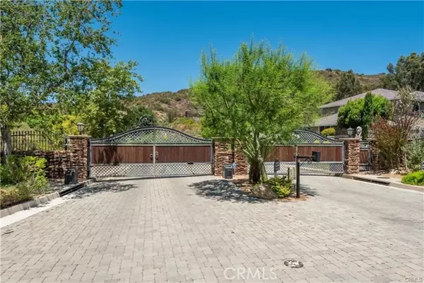 2025 DELPHINE LN, Calabasas, CA 91302