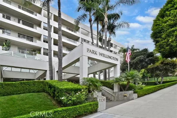 1131 Alta Loma RD #327, West Hollywood, CA 90069