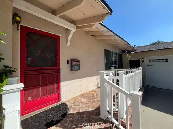 22323 Cantara Street, Canoga Park, CA 91304