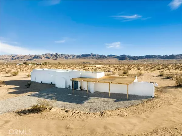 Joshua Tree, CA 92252,63973 Gold Nugget RD