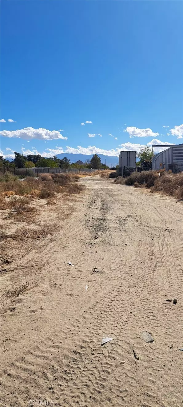 Lake Los Angeles, CA 93591,0 vacant land