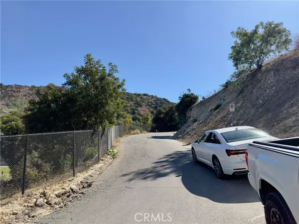 Sherman Oaks, CA 91423,3747 Camino De La Cumbre