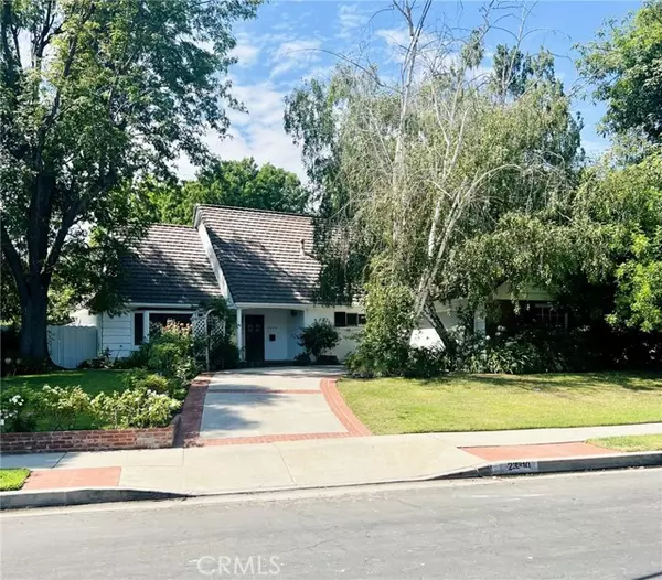 23310 Mariano ST, Woodland Hills, CA 91367