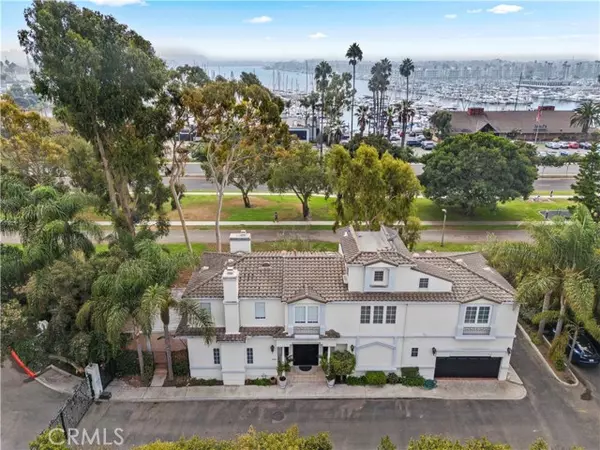 1020 Harbor Crossing LN, Marina Del Rey, CA 90292