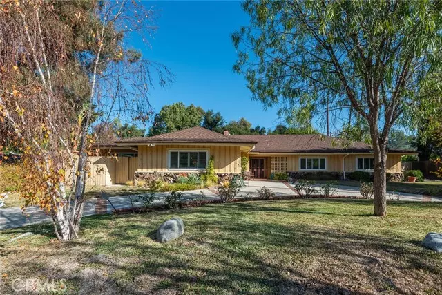 Tarzana, CA 91356,19507 Valdez DR