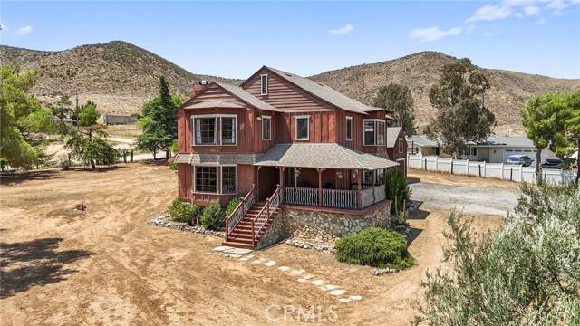 10821 Los Jordans RD, Agua Dulce, CA 91390