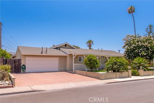 1524 Casarin AVE, Simi Valley, CA 93065