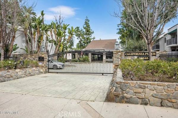 18645 Hatteras ST #150, Tarzana, CA 91356