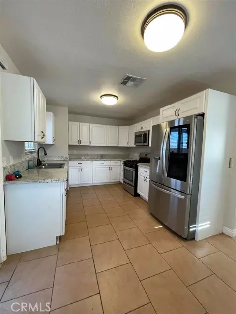 29 Palms, CA 92277,6319 Athol AVE