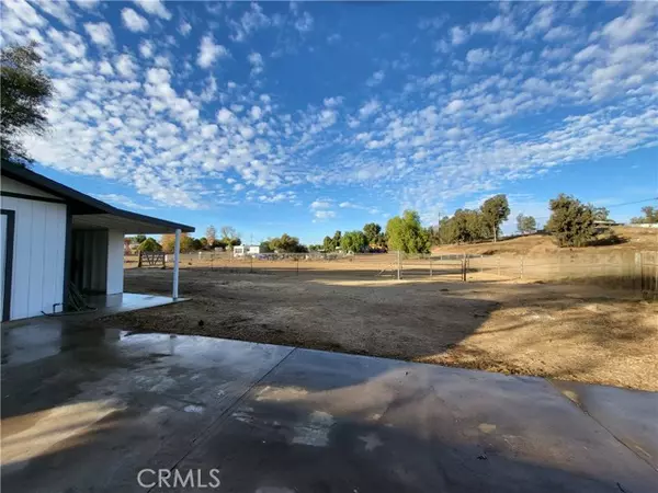 Ramona, CA 92065,17207 Voorhes LN