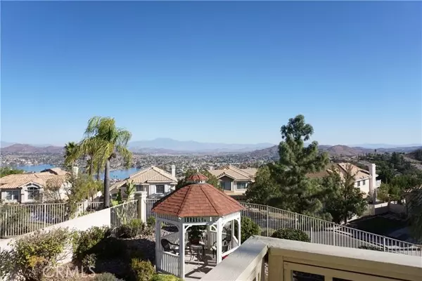 33 Corte Palazzo, Lake Elsinore, CA 92532