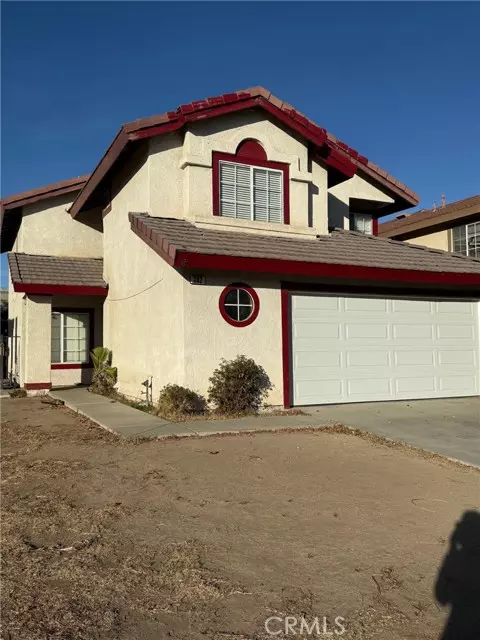 Perris, CA 92571,302 Randy LN