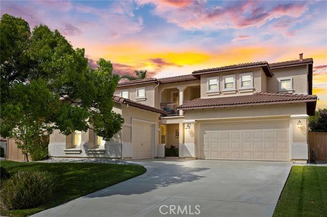 25 Vista Palermo, Lake Elsinore, CA 92532