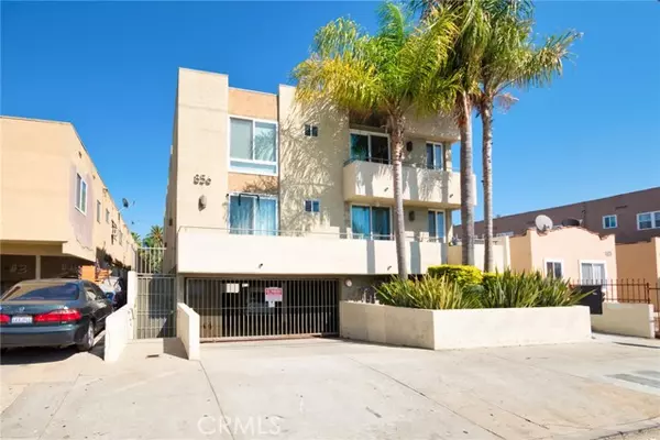 856 N Van Ness AVE #3, Los Angeles, CA 90038