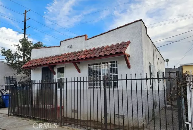 Los Angeles, CA 90003,318 W 63rd PL