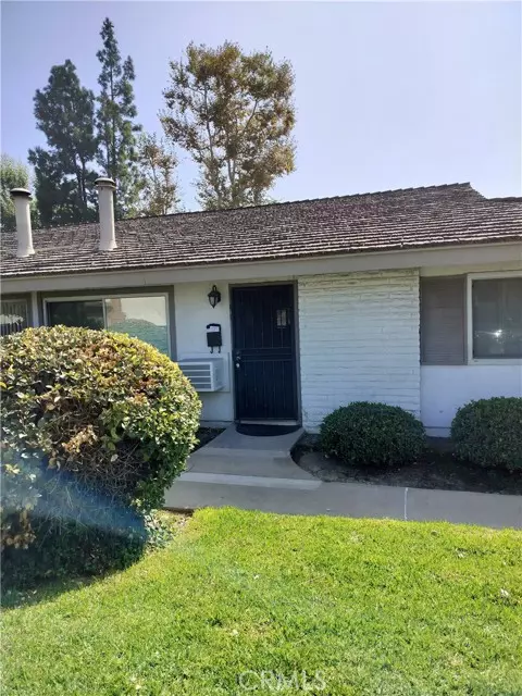 Tustin, CA 92780,14802 Newport AVE #16D