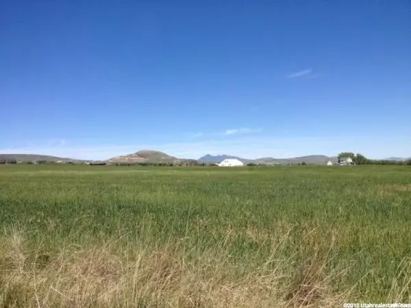 Mendon, UT 84325,6475 W 400 S #2