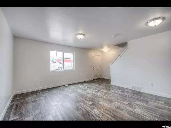 Herriman, UT 84096,5144 W CAPRICCO CT #1075