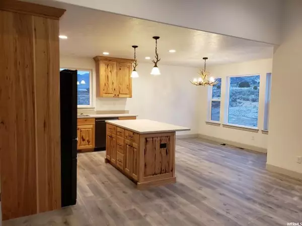 Stockton, UT 84071,1868 W RIDGELINE RD #403