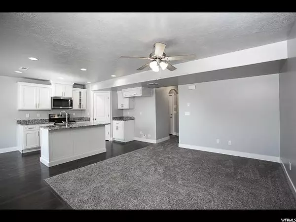 Garden City, UT 84028,273 W SEASONS LN W #12D